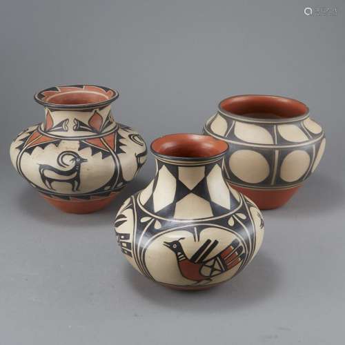 Three Robert Tenorio Kewa Santo Domingo Pottery Jars