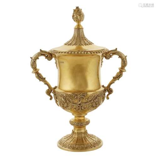 Vermeil silver cup London, 1906 peso 2350 gr.