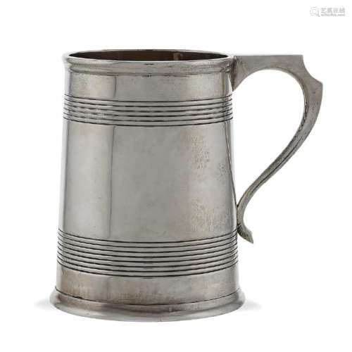 Silver and vermeil silver mug Edimburgh, 1921 peso 275