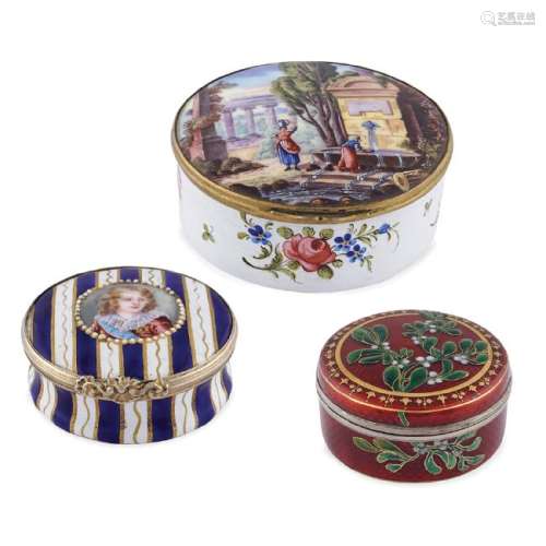 Three enamelled metal boxes 19th - 20th century d. 10 -