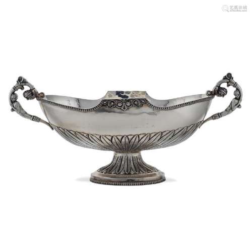 Two handed silver centerpiece Italy, 20th century peso