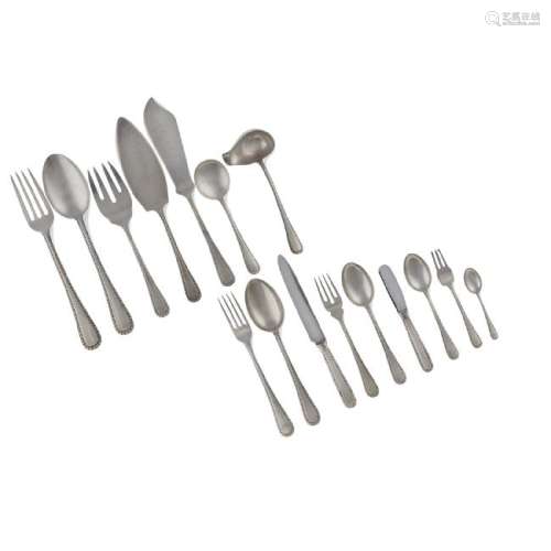 Buccellati, silver cutlery service (90)  peso 4000 gr.