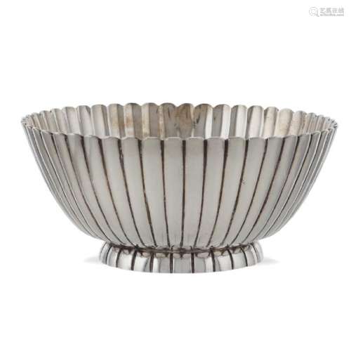 BVLGARI small silver bowl London, 1976 peso 300 gr.