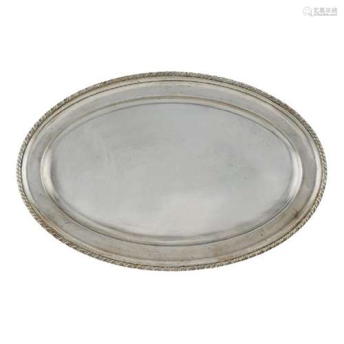 Large silver tray Italy, 20th century peso 1500 gr.