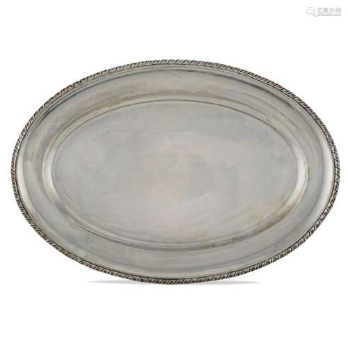 Oval silver tray Italy, 20th century peso 985 gr.