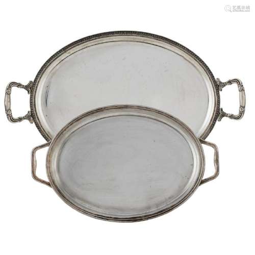 Two small silver trays Italy, 20th century peso 1148