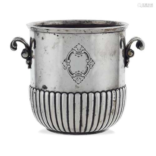 Silver ice bucket Italy, 20th century peso 590 gr.
