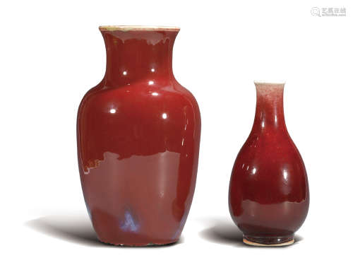 清中期红釉花瓶二只