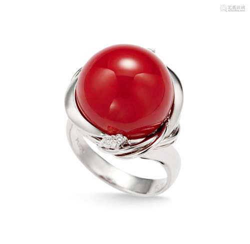 天然阿卡红珊瑚球配钻石戒指
