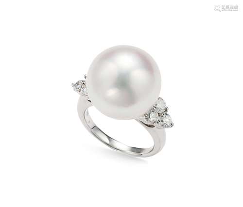 南洋珍珠配钻石戒指