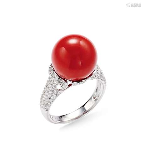 天然红珊瑚配钻石戒指