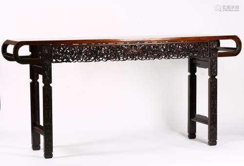 A massive hongmu rosewood 'lotus' altar table