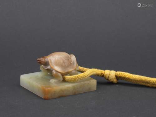 A jade carved 'turtle' seal