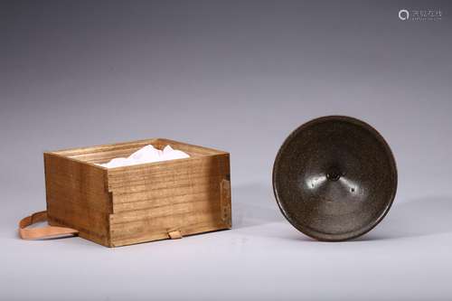 A 'Temmoku' conical tea bowl