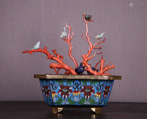 A CLOISONNE CORAL AGATE POTTED LANDSCAPE LATE QING DYNASTY