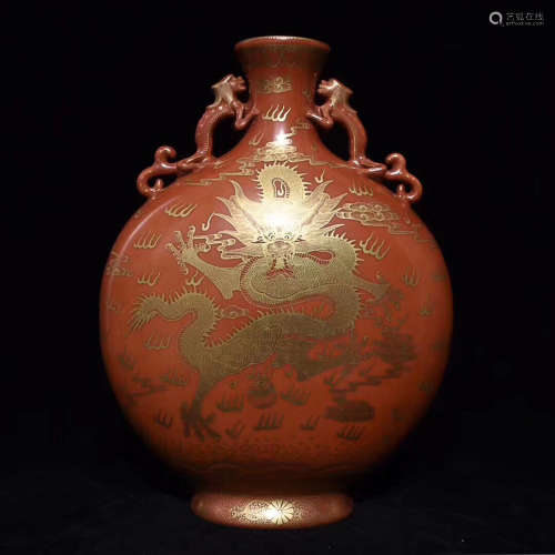 A RED GILDED DRAGON PATTERN FLAT VASE