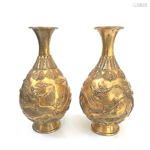 7-9TH CENTURY, A PAIR OF GILT SILVER VASE DESIGN ORNAMENT, TANG DYNASTY