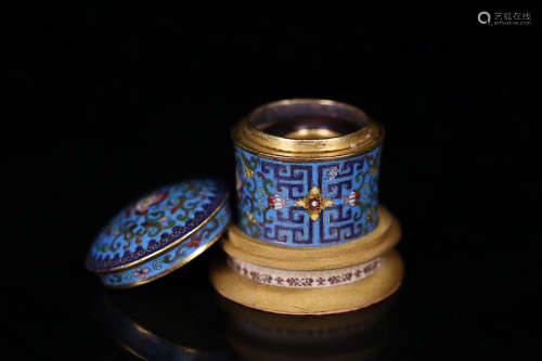 17-19TH CENTURY, AN OLD AGILAWOOD RING WITH BOX, QING DYNASTY