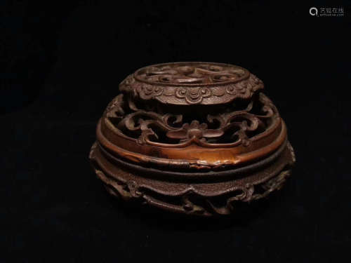 A BAMBOO WOOD CARVED BOX