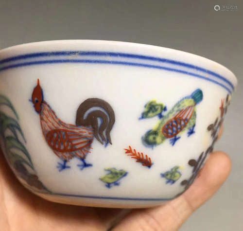 A ROOSTER PATTERN BOWL WITH CHENGHUA MARK