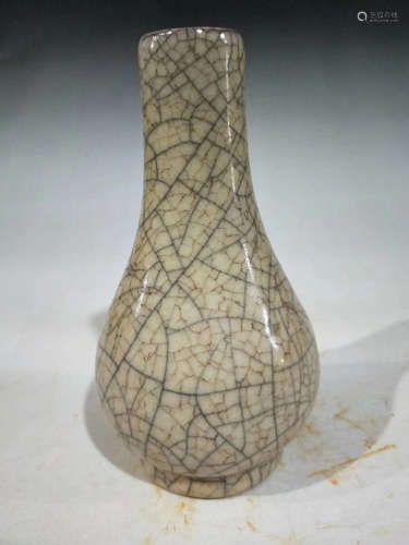 A GUAN TYPE VASE