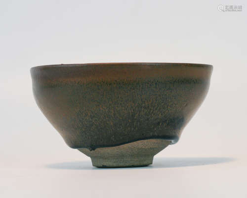 A JIANG YAO BLACK GLAZED BRUSH WASHER