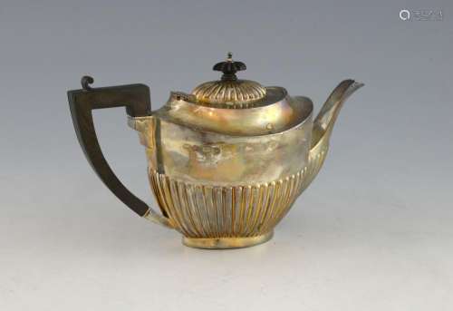 Edward VII silver tea pot with half-gadrooned body