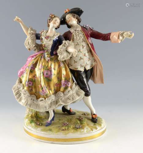 Dresden porcelain figural group of a dancing coupl