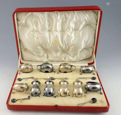 George V silver ten piece cruet set, comprising fo