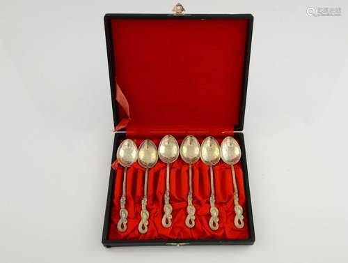 Japanese cased set of six silver teaspoons, each w