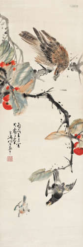 王雪涛（1903～1982） 1946年作 鹰视鸟争 镜心 设色纸本