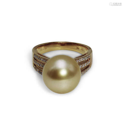 18K黄金镶嵌钻石南洋金珍珠戒指