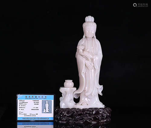 A QING DYNASTY HETIAN JADE GUAN YIN ORNAMENTS