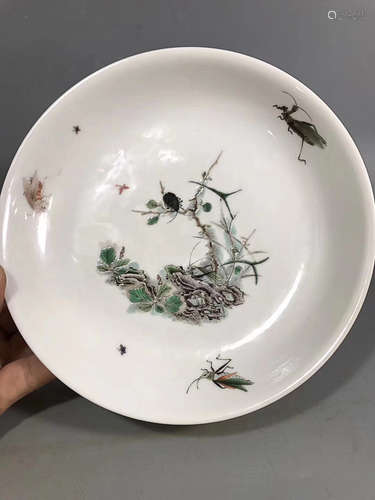 A FAMILLE-ROSE FLOWER & BIRD PATTERN PLATE