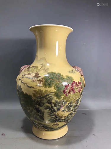 A YELLOW GLAZE LANDSCAPE PATTERN VASE