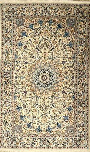 Nain Rug,