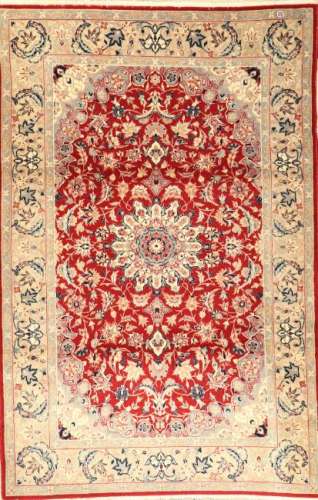 Fine Chinese Isfahan Rug,