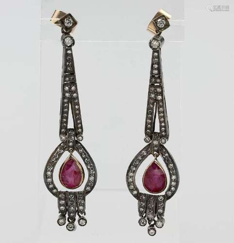 Pair of 14 kt gold earrings with rubies and diamonds