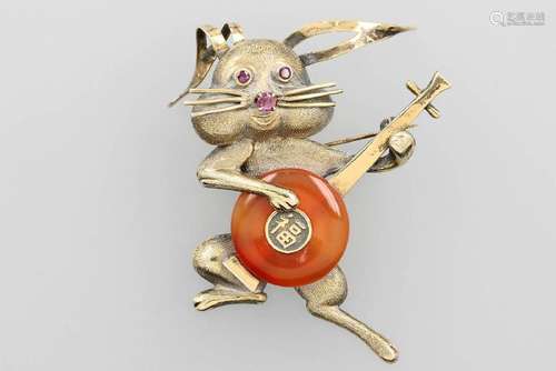 Brooch 'banjo playing rabbit'