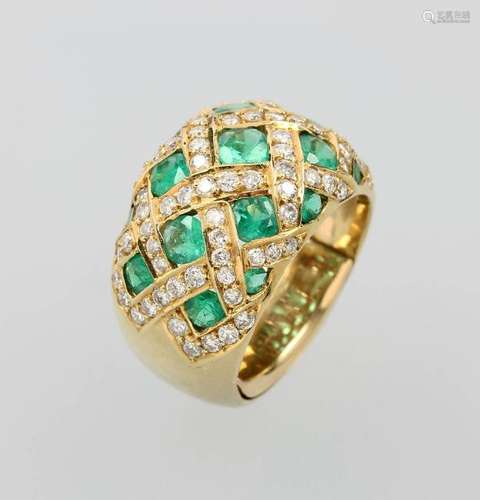 18 kt gold ring with emeralds and brilliants