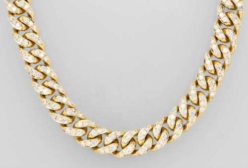 18 kt gold curb chain flat with brilliants
