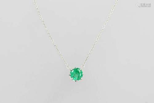 14 kt gold necklace with emerald