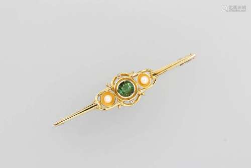 14 kt gold brooch with tourmaline, diamonds and pearl