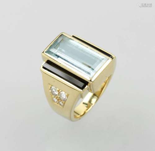 18 kt gold ring with aquamarine, onyx and brilliants