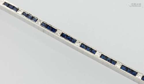 18 kt gold rivierebracelet with sapphires and