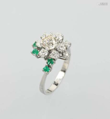 18 kt gold ring with diamonds and emeralds