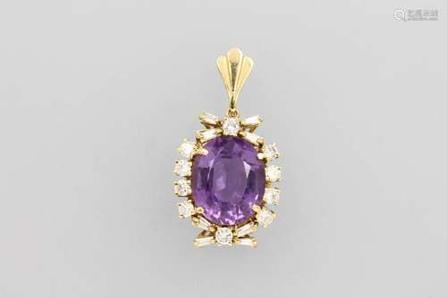 18 kt gold pendant with amethyst and diamonds