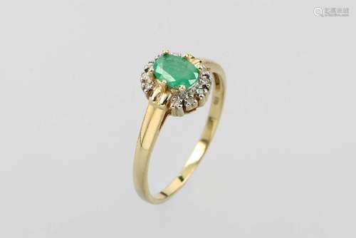 14 kt gold ring with diamonds and emerald