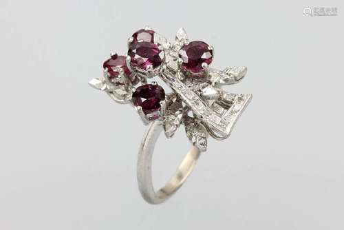 18 kt gold extraordinary ring with rubies and diamonds