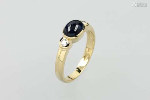 18 kt gold ring with sapphire and brilliants